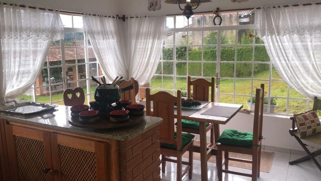 Willa Casa Das Glicinias Perto Do Centro Monte Verde  Zewnętrze zdjęcie