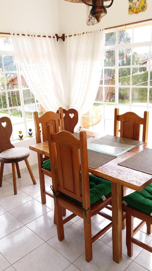 Willa Casa Das Glicinias Perto Do Centro Monte Verde  Zewnętrze zdjęcie