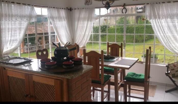 Willa Casa Das Glicinias Perto Do Centro Monte Verde  Zewnętrze zdjęcie